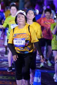 BIB: 4301
                            <button type="button" onclick="openModal(26233615)" class="btn btn-primary btn-sm float-right btn-popup" data-toggle="modal" data-target=".modal-high-quality">
                        <i class="fas fa-shopping-cart"></i> Add to Cart
                    </button>
                                            <button type="button" onclick="isThisMe(26233615, true)" class="btn btn-success btn-sm float-right btn-popup btn-isme hidden" data-toggle="tooltip" data-placement="bottom" title="นี่คือรูปของคุณใช่ไหม คลิกที่นี่เพื่อเอาเข้าอัลบั้ม">
                        <i class="fas fa-plus"></i> Add to album
                    </button>
                    <button type="button" onclick="isThisMe(26233615, false)" class="btn btn-warning btn-sm float-right btn-popup btn-isnotme hidden">
                        <i class="fas fa-ban"></i> Remove from album
                    </button>